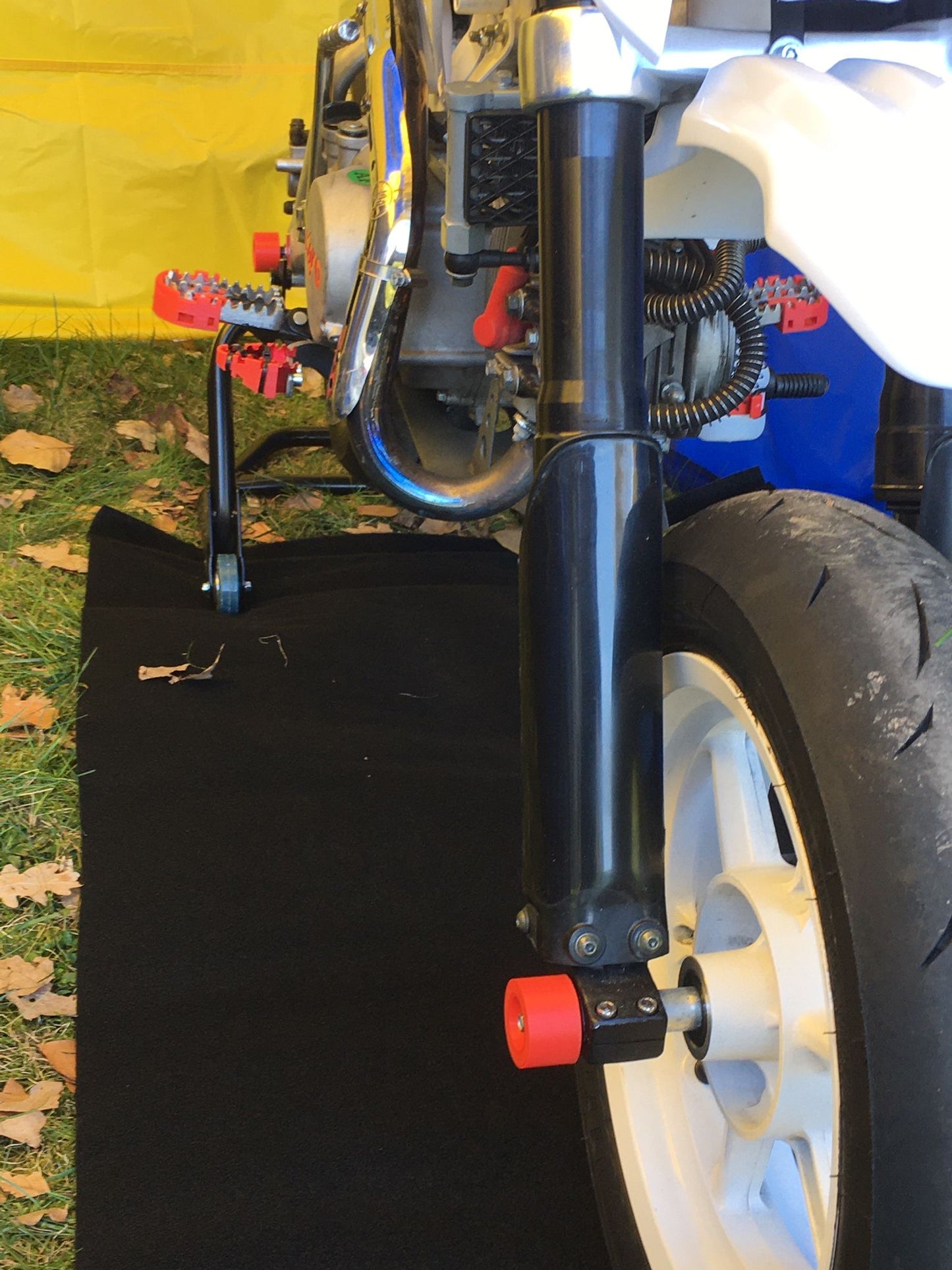 Set Paar Fußrastenschleifer-Pad, Lenkerendenpads und Fußbremshebel Pad für IMR YCF MRF